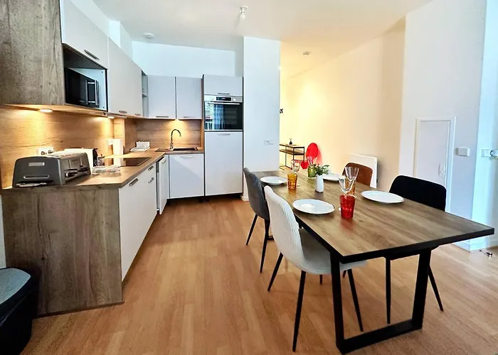 Charming 1-bedroom In Prestigious 16th Arrondissement *