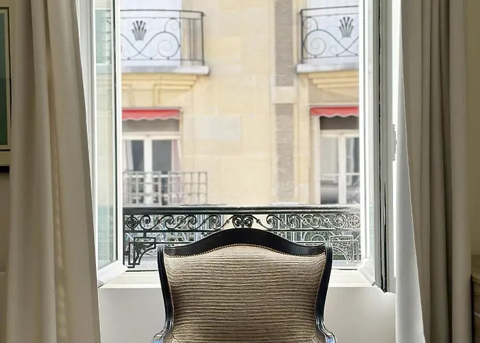 Charming 1-bedroom In Prestigious 16th Arrondissement Apartmán