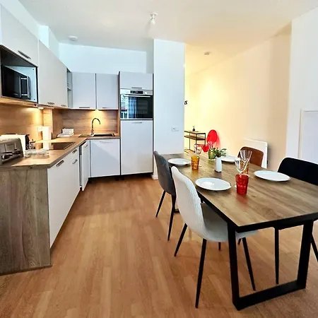 Charming 1-bedroom In Prestigious 16th Arrondissement *