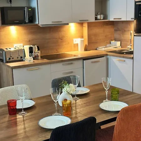 Charming 1-bedroom In Prestigious 16th Arrondissement 아파트 *