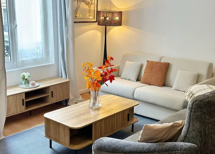 Charming 1-bedroom In Prestigious 16th Arrondissement Apartment *